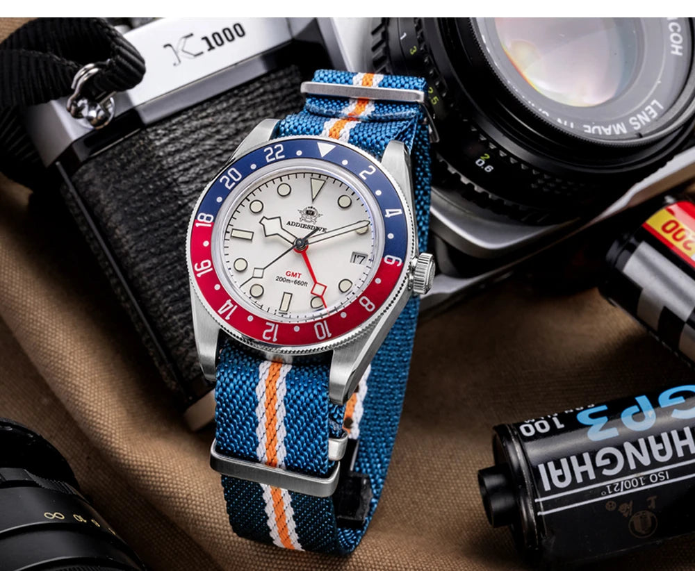 ADDIESDIVE Luxury GMT Men's Diving Watch 200m Waterproof Bubble Mirror Glass Quartz Watch BGW9 Blue Luminous Sports Watch AD2044